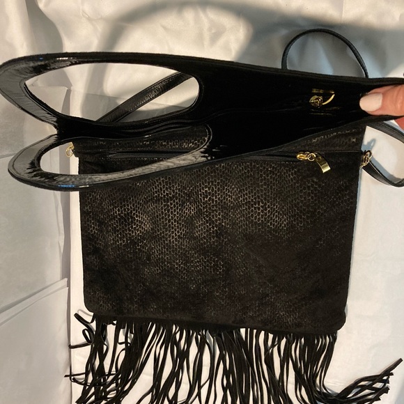 Shoulder cross body unique pattern suede - Picture 3 of 8